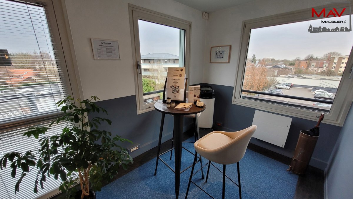 Bureau à VENDRE - Réf. SSV1004