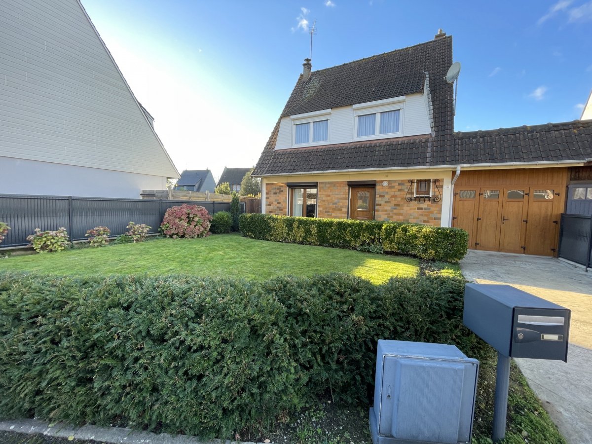 Maison à LOUER - Réf. 00018