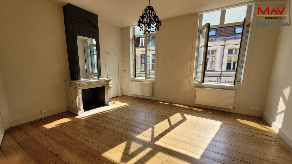 Appartement à LOUER - Réf. SSG326