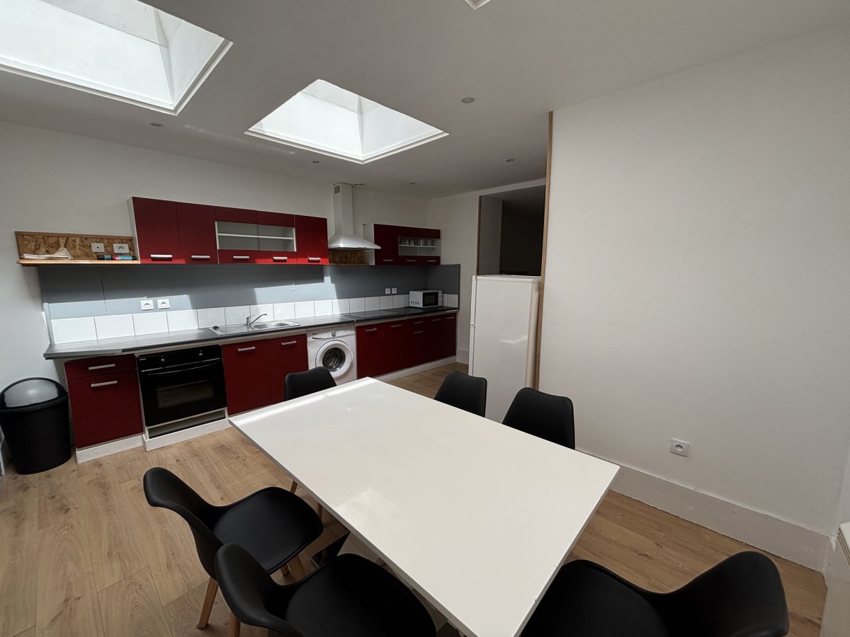 Appartement à LOUER - Réf. EAL0035