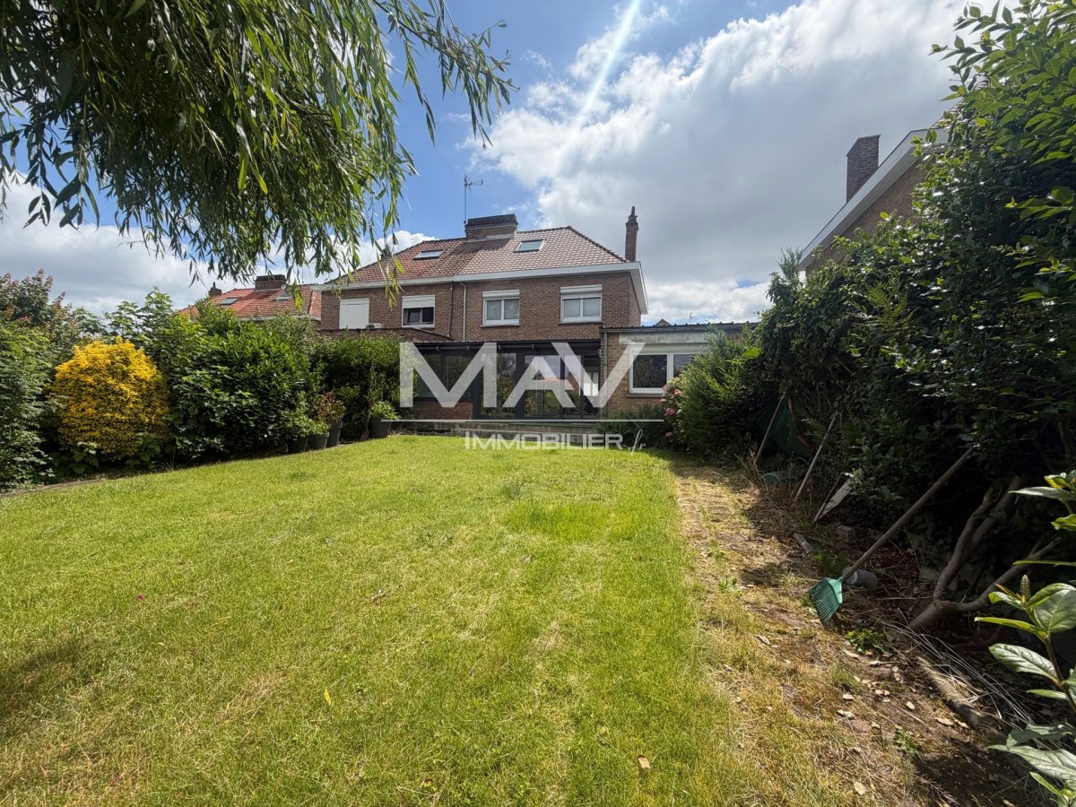 Maison à VENDRE - Réf. JVV1128