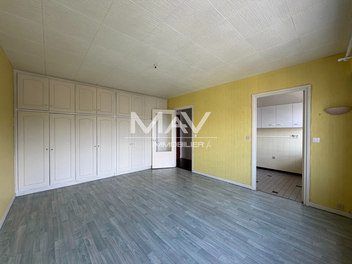 Appartement à VENDRE - Réf. 1155