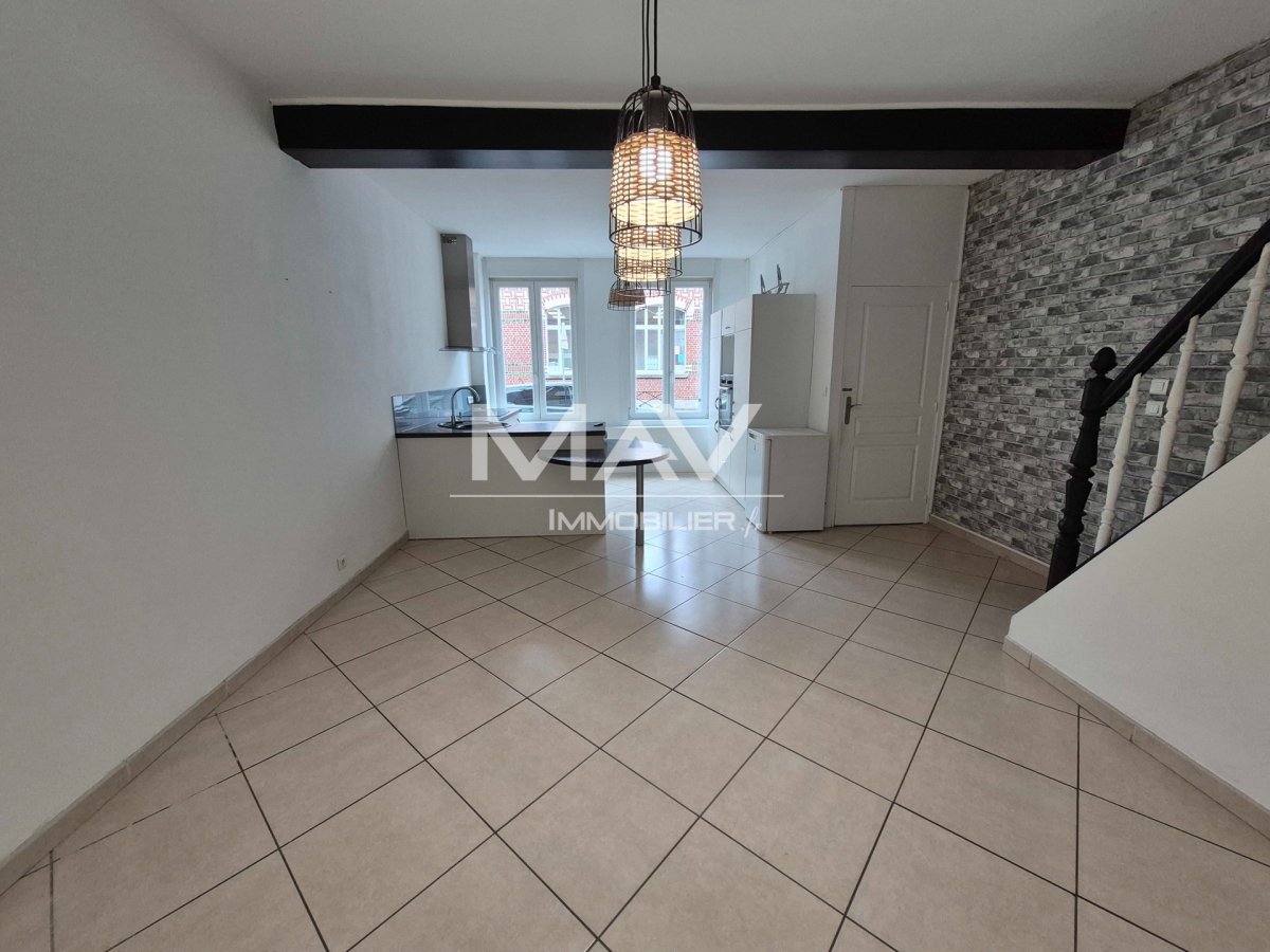 Maison à LOUER - Réf. SSG656