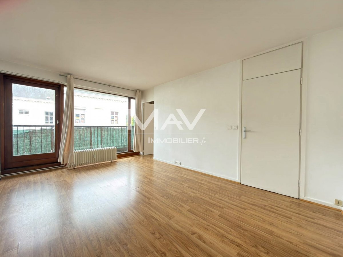 Appartement à VENDRE - Réf. JVV1167