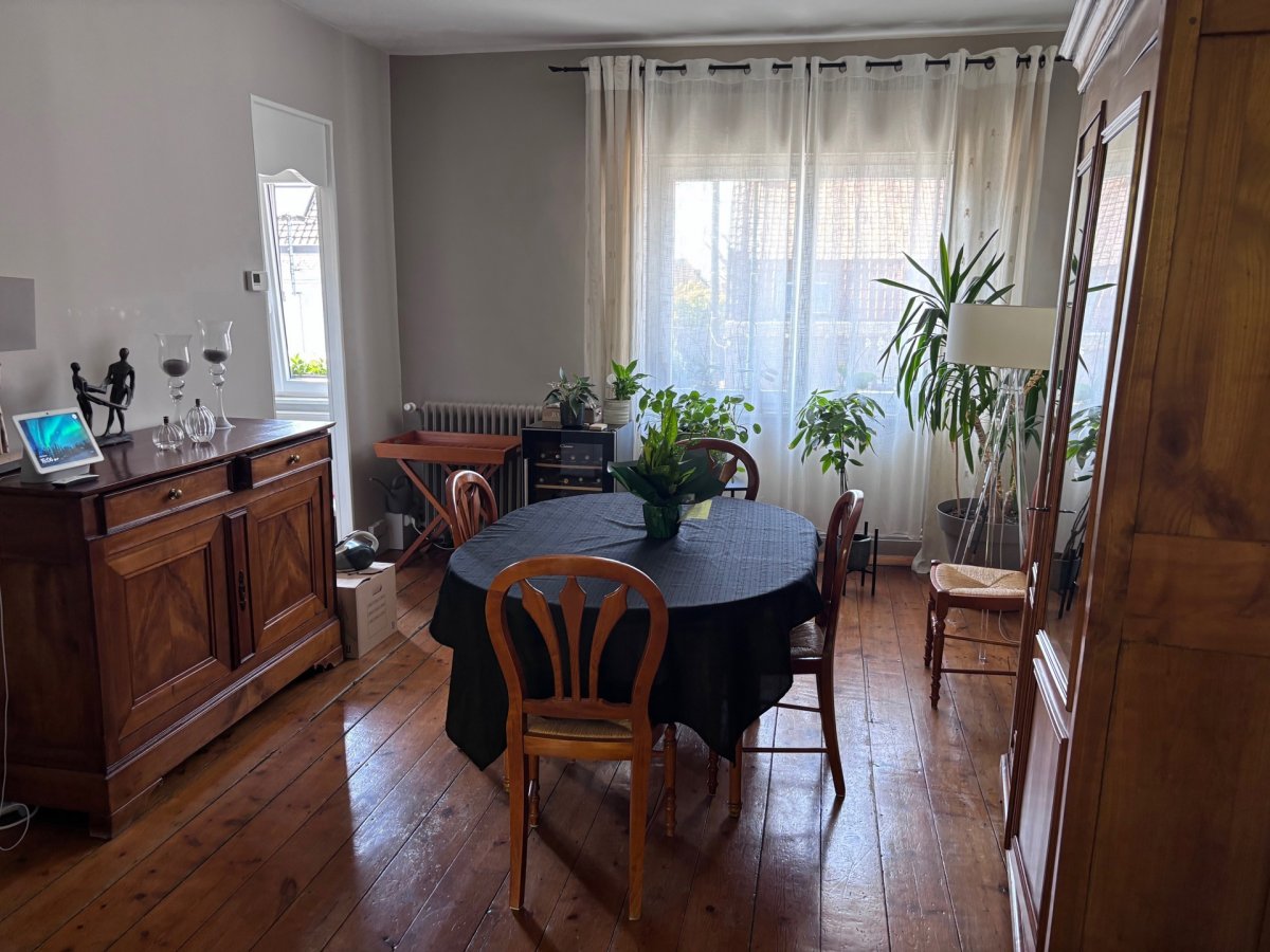 Maison à VENDRE - Réf. MVV1025