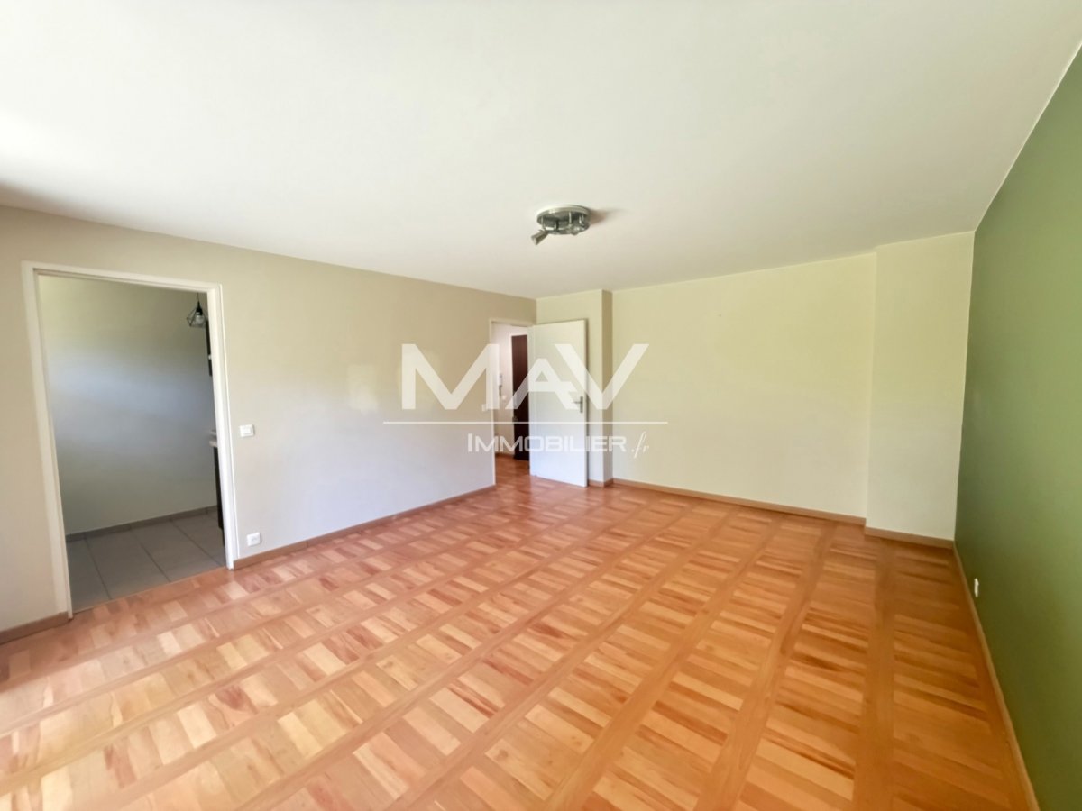 Appartement à VENDRE - Réf. JVV1138