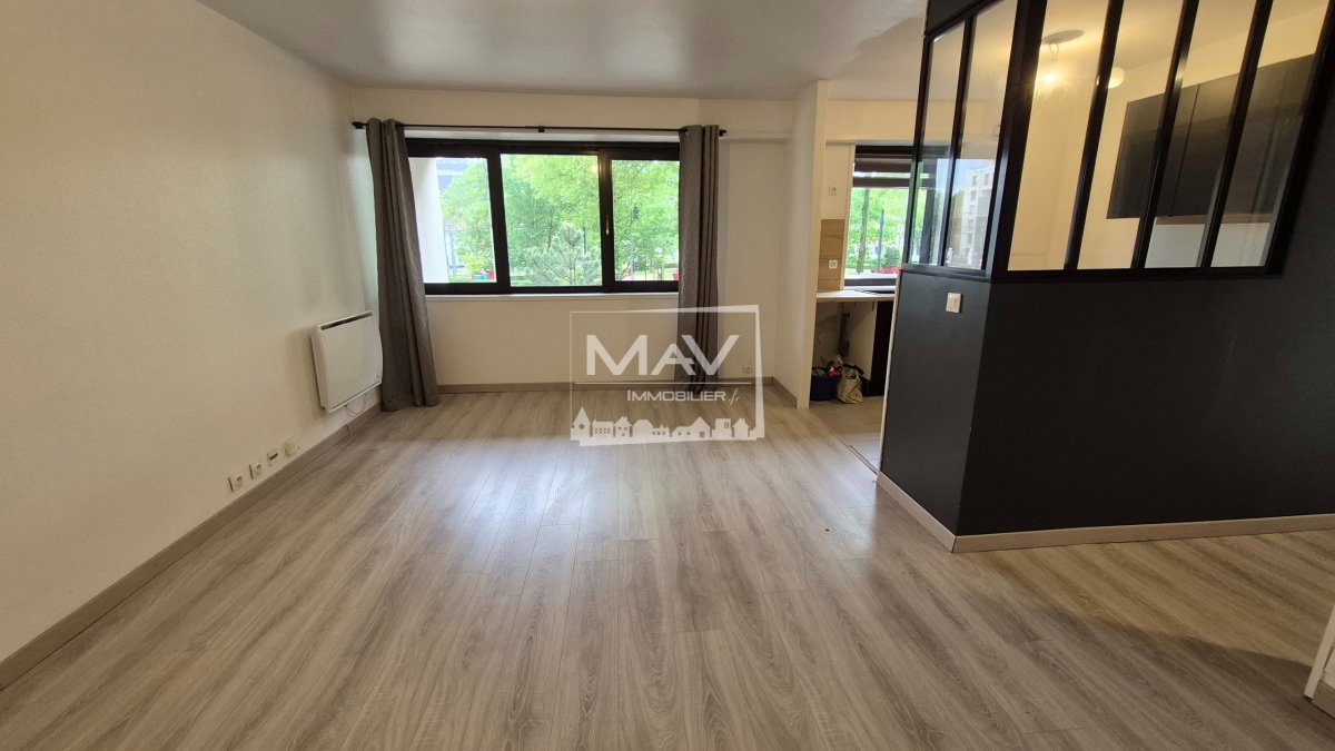 Appartement à VENDRE - Réf. MVV1107