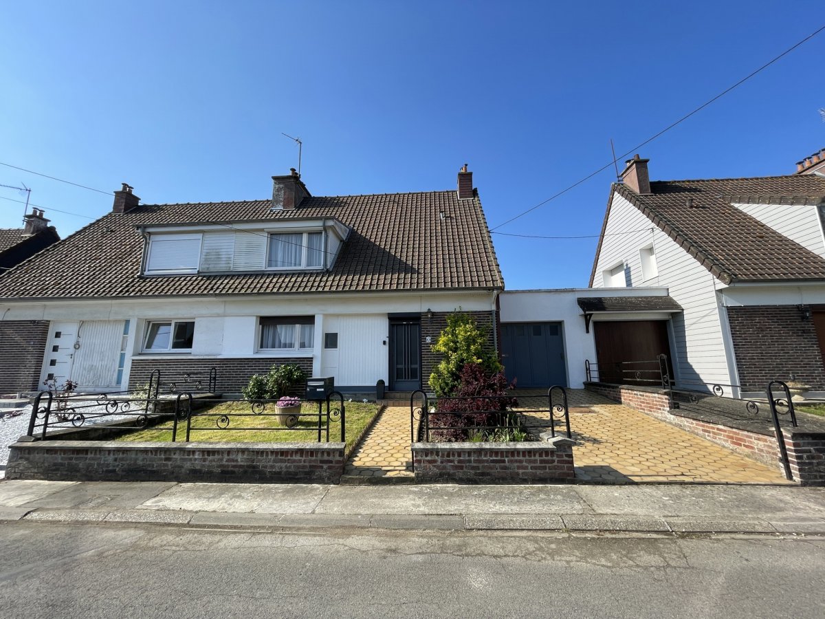 Maison à VENDRE - Réf. 6889332