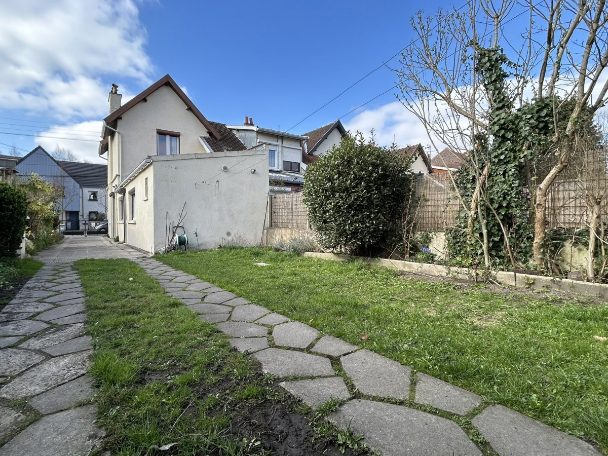 Maison à VENDRE - Réf. DFV1015