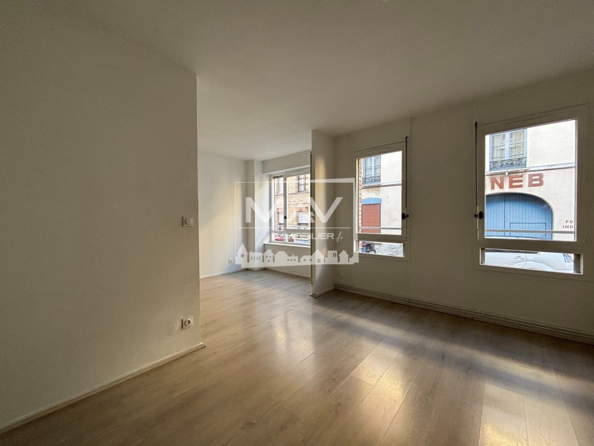 Appartement à LOUER - Réf. EAL00033