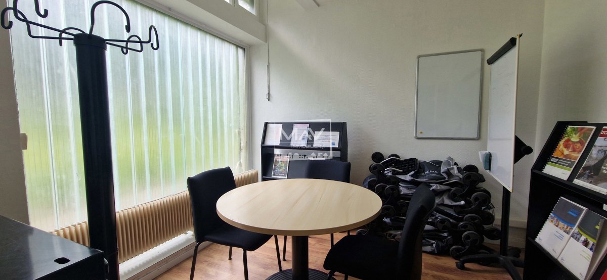 Bureau à LOUER - Réf. GPG100937/33