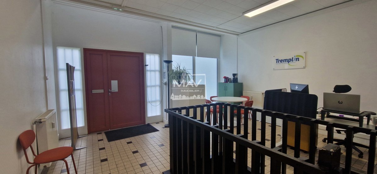 Bureau à LOUER - Réf. GPG100937/33