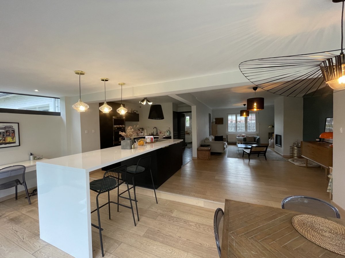 Maison à VENDRE - Réf. ASV1055