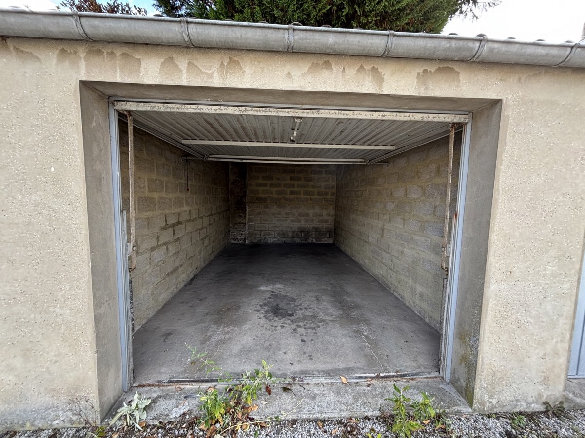 Garage / parking à LOUER - Réf. 7128336