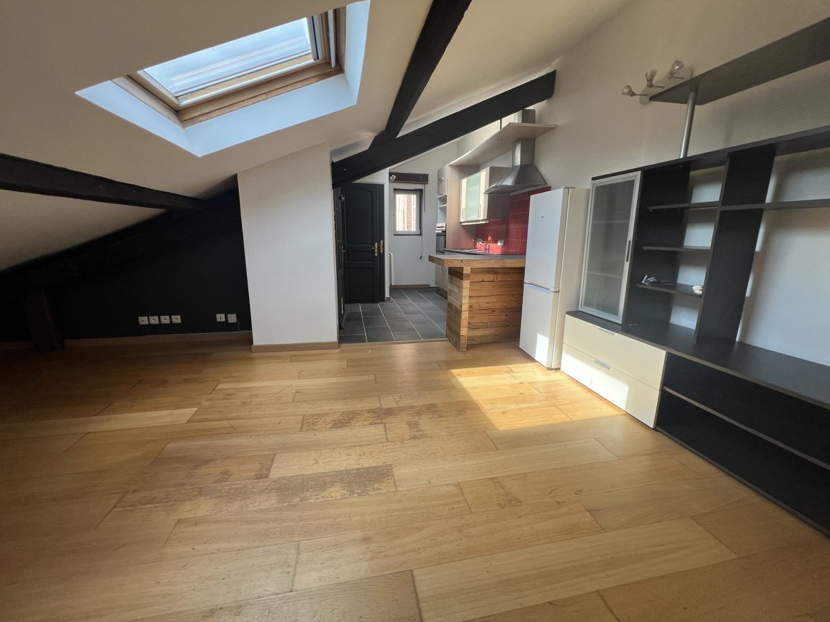 Appartement à LOUER - Réf. 908