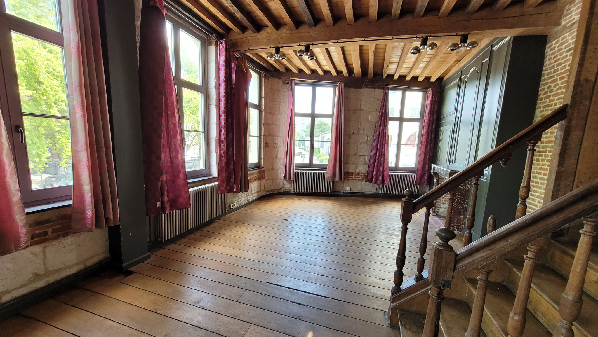Maison à LOUER - Réf. SSG320